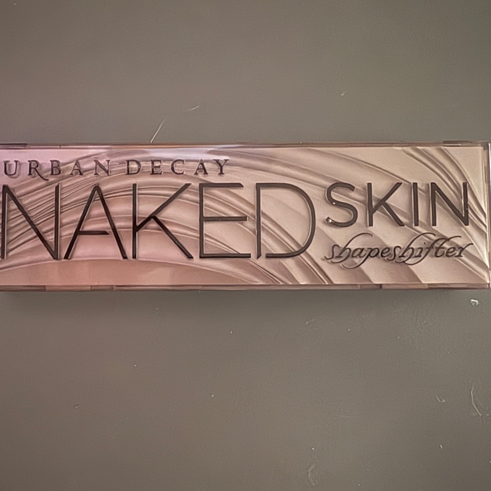 Urban Decay Naked Skin Palette - Elegant Nude Tones